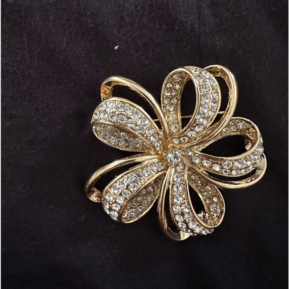 Floral briquette - Picture 2 of 2